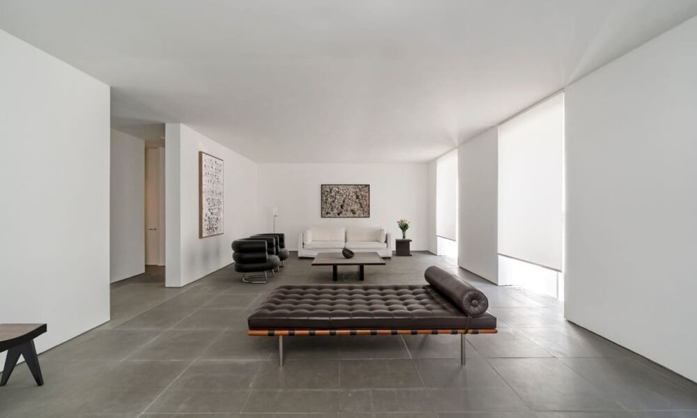 The perfect house for an art collector? Iconic minimalist house designed to display art for sale in Mayfair